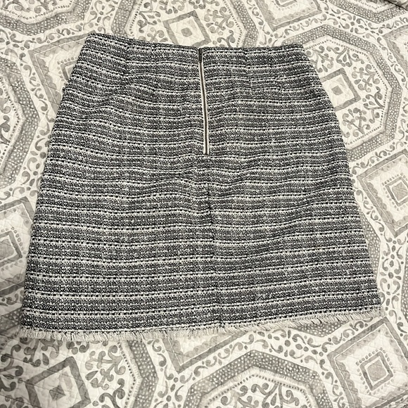 LOFT skirt - 6 Petite - Picture 2 of 7